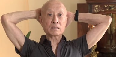 Finis Jhung Gives A Tip For Good Posture