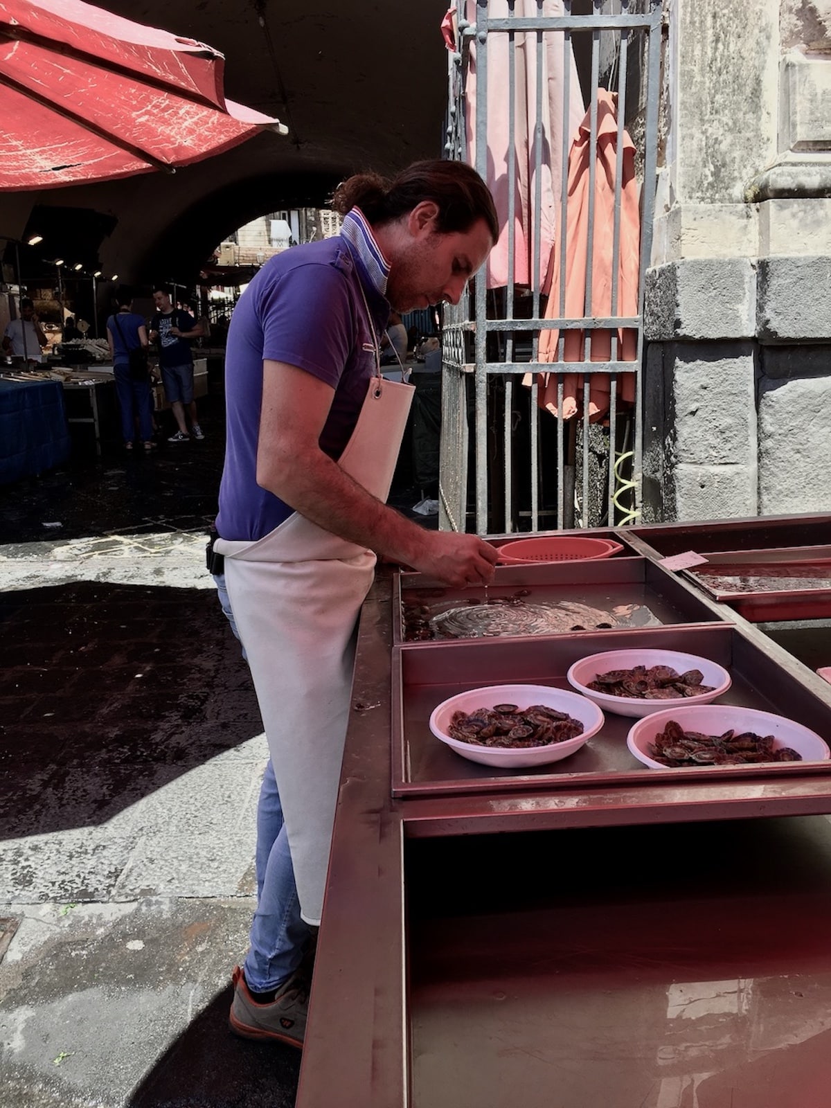 On the half shell Catania, Sicily. Photo by ConsumerMojo.com