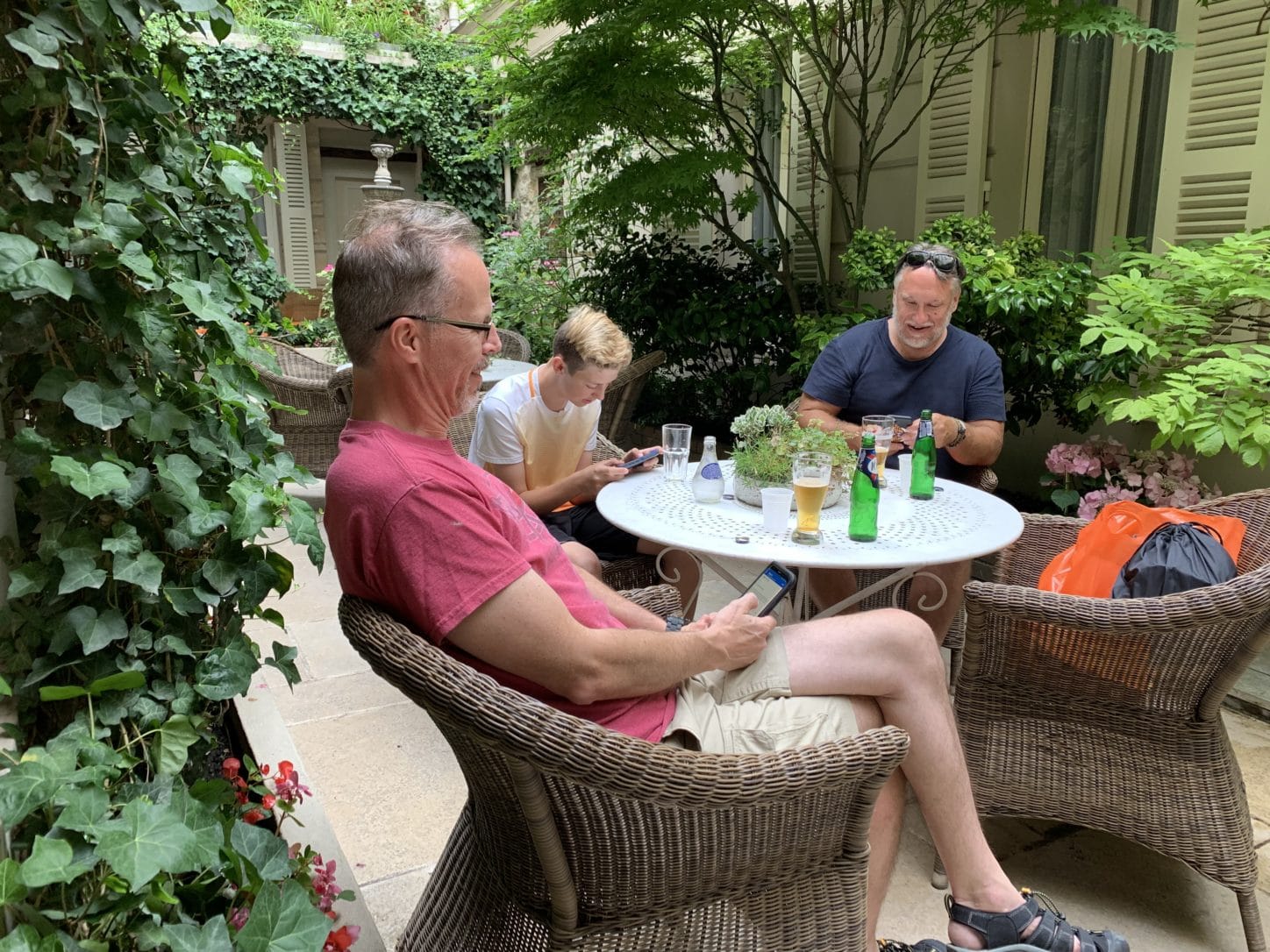 Enjoing the garden at Hotel d'Angleterre, Photo by ConsumerMojo.com