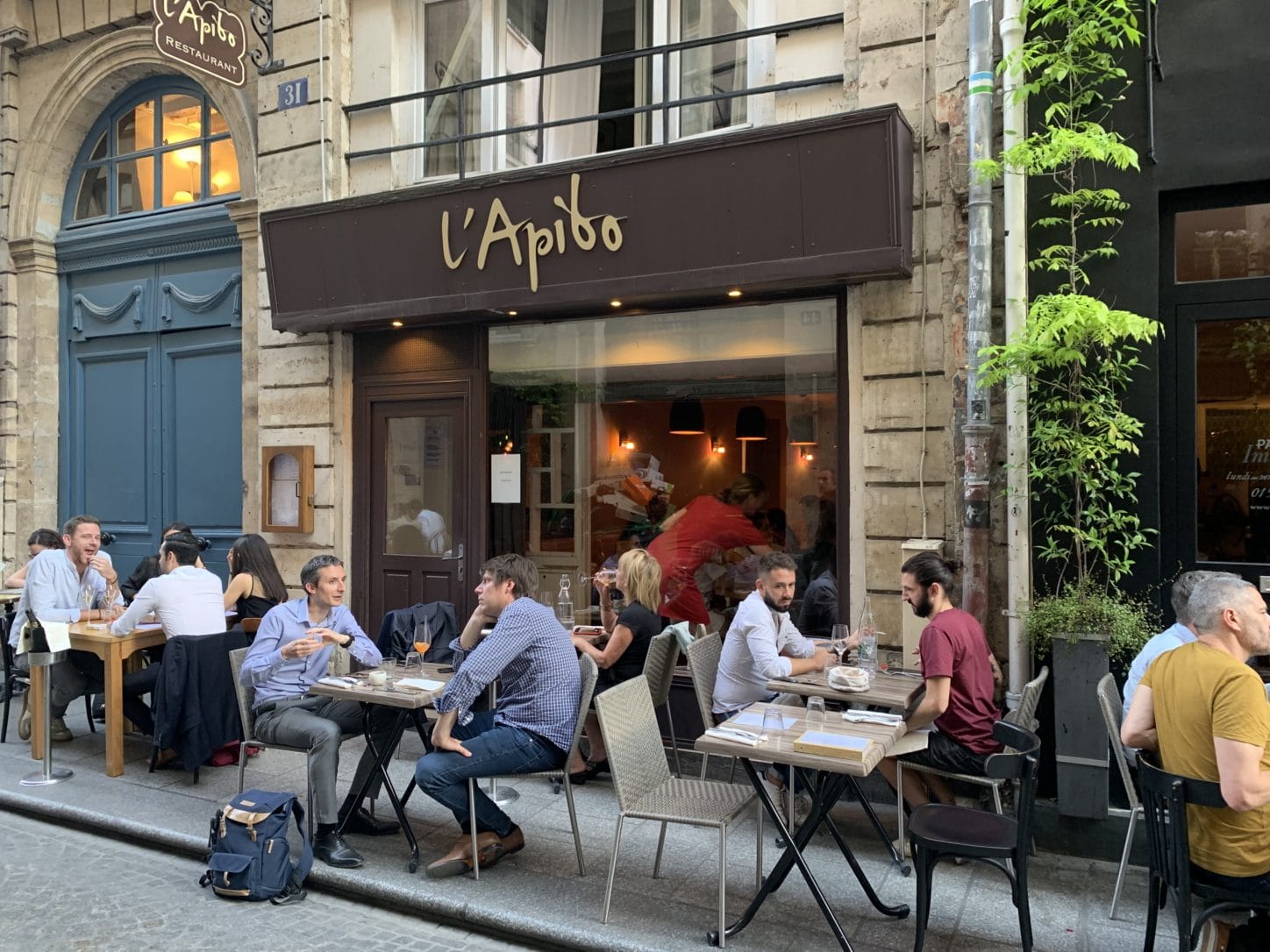 Outdoor dining at L'Apibo Paris, France. Photo by ConsumerMojo.com