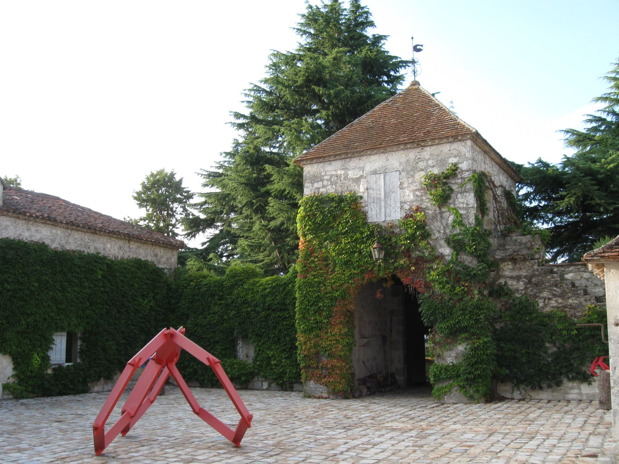 Courtyard at Bordeaux home of Pierre Clerk and Linda Mandel