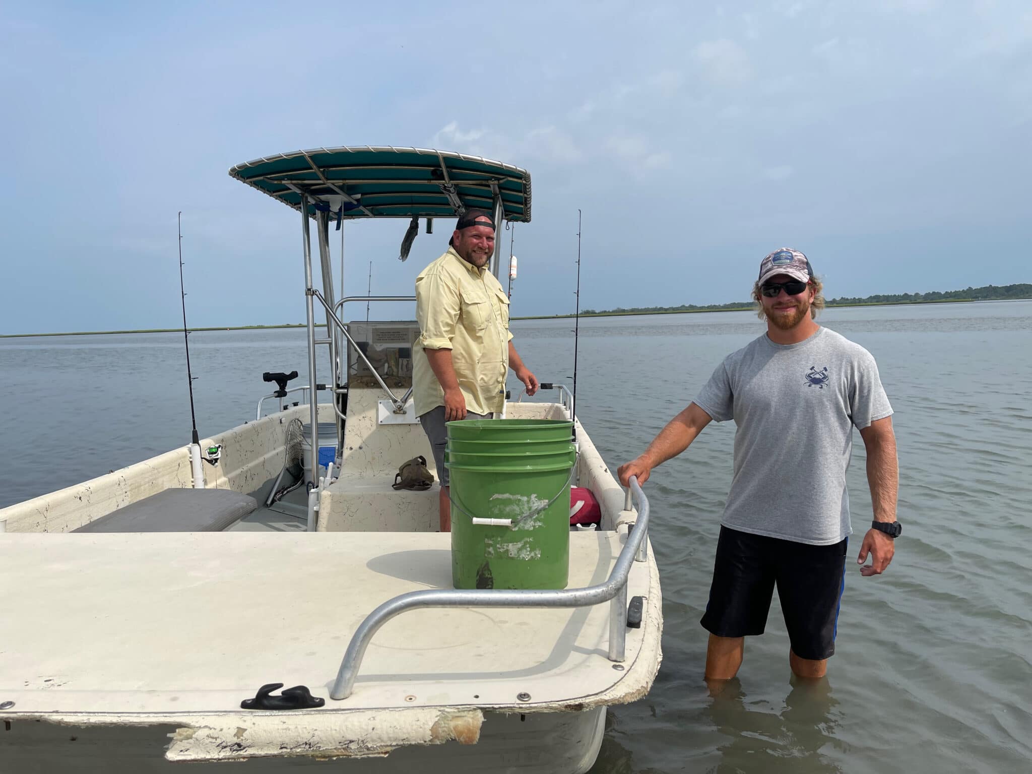 aptain Chris Milliron and Mate Ben Pavlik Chincoteague, Photo by ConsumerMojo.com 