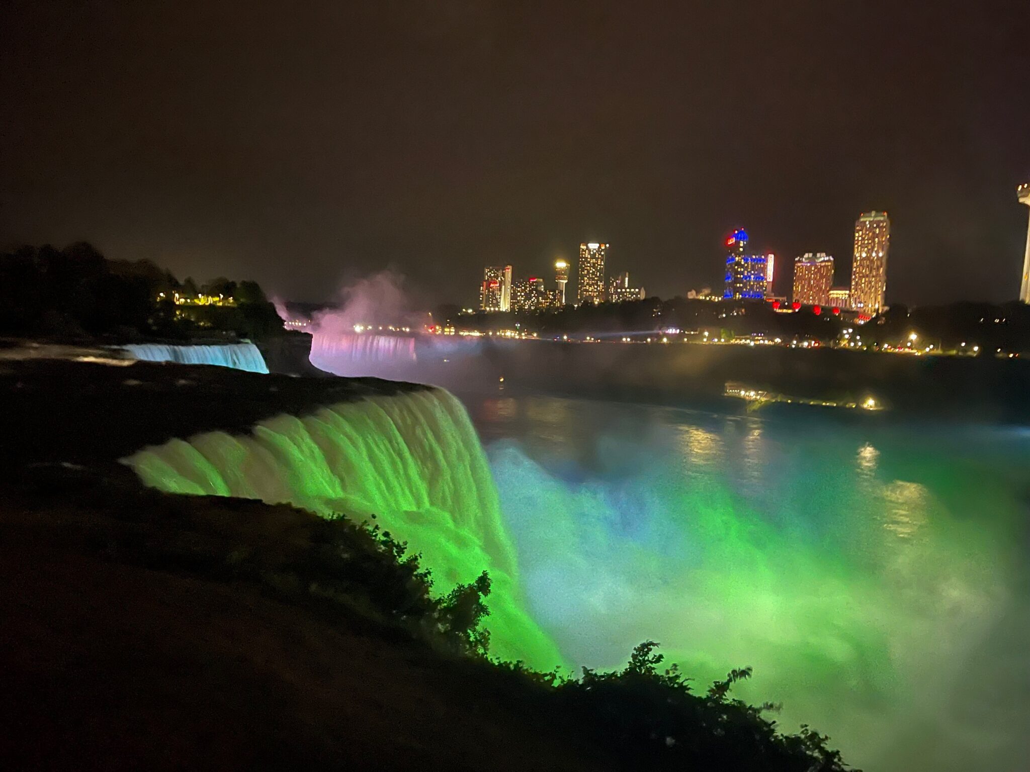 Niagara Falls at night