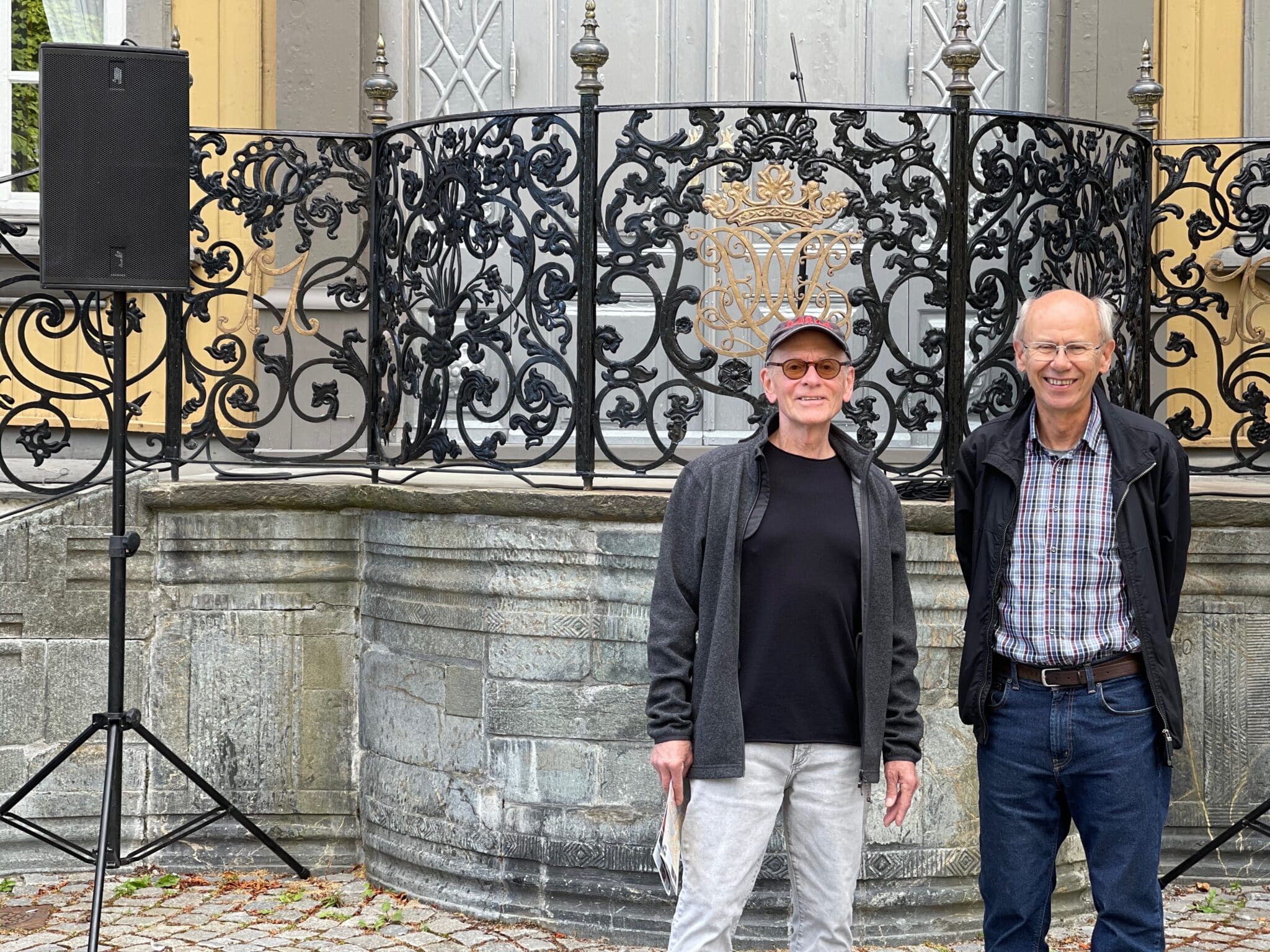Nick Taylor and Bjorne Tollefsrud in front of the Royal Residence