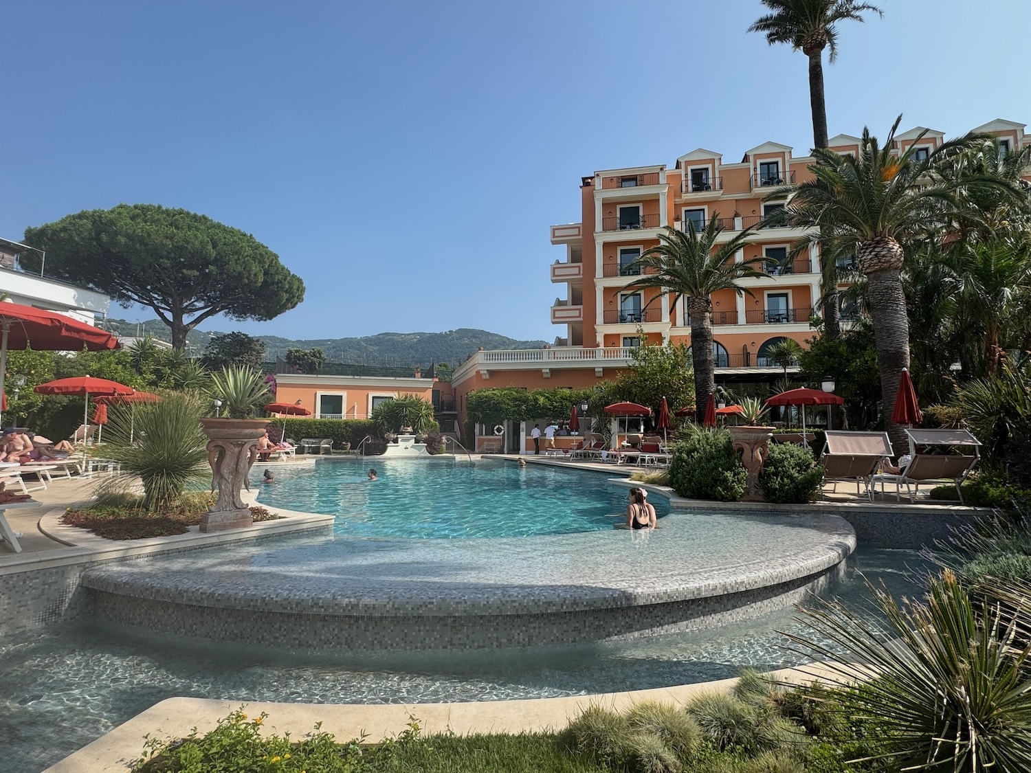 Royal Hotel Pool in Sorrento