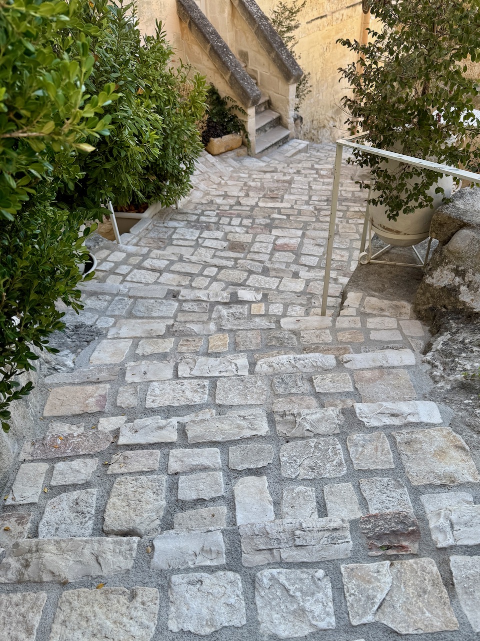 Limestone stairs at Sant'Angelo Hotel. Photo by ConsumerMojo.com