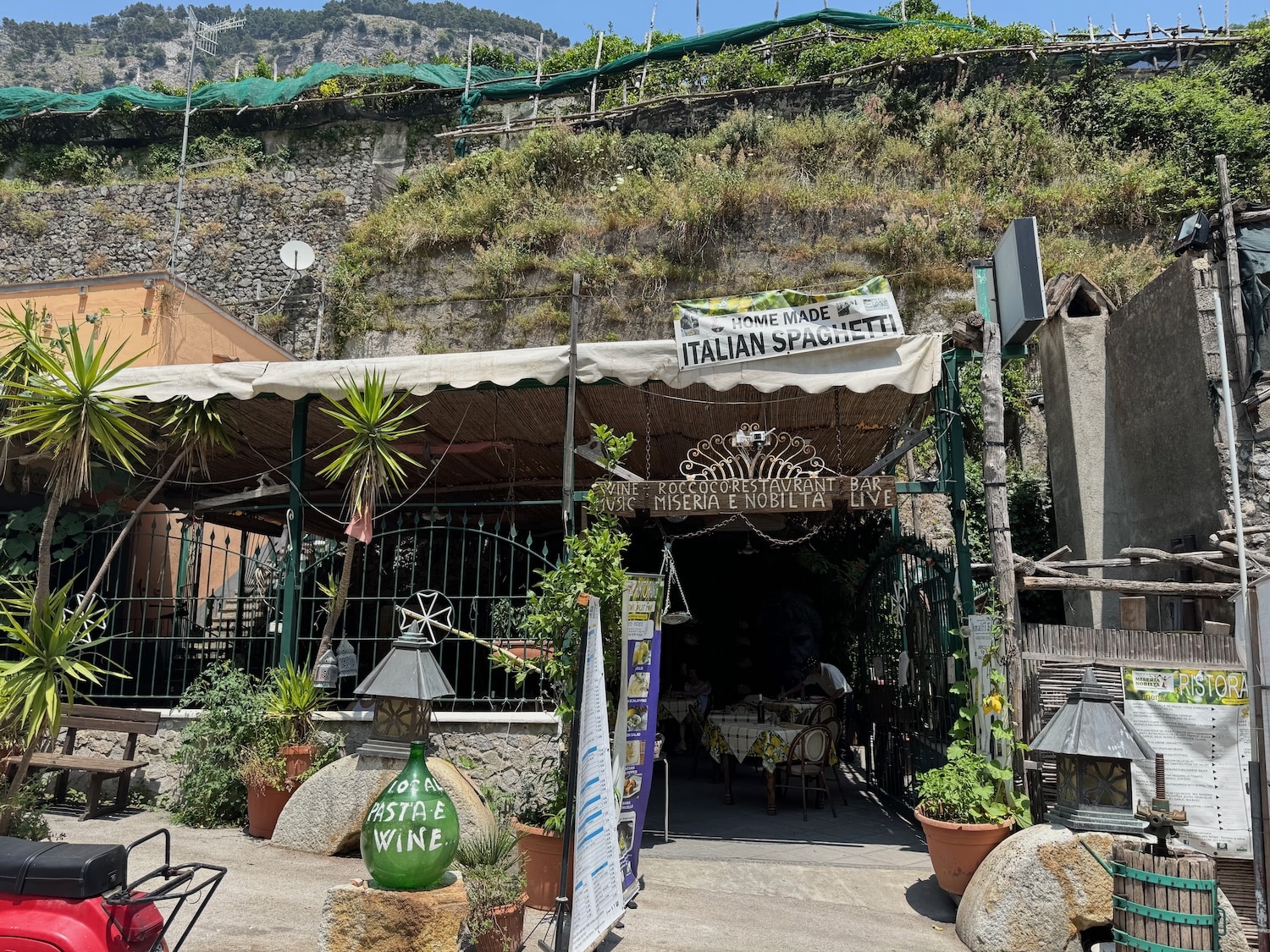 Roccoco  Restaurant. Photo by ConsumerMojo.com