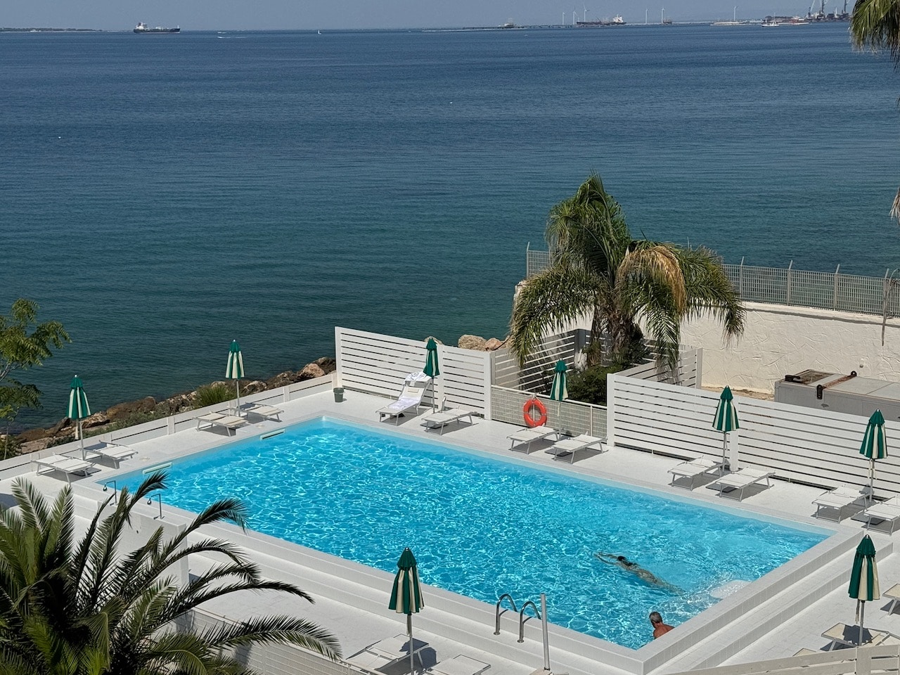 Delfino Hotel Swimming pool