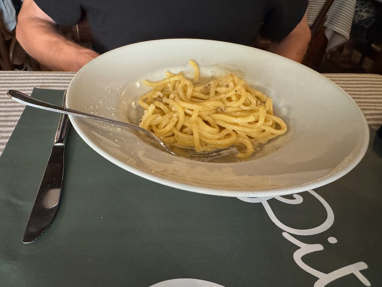 Cacio e pepe Ditirambo. Photo by ConsumerMojo.com